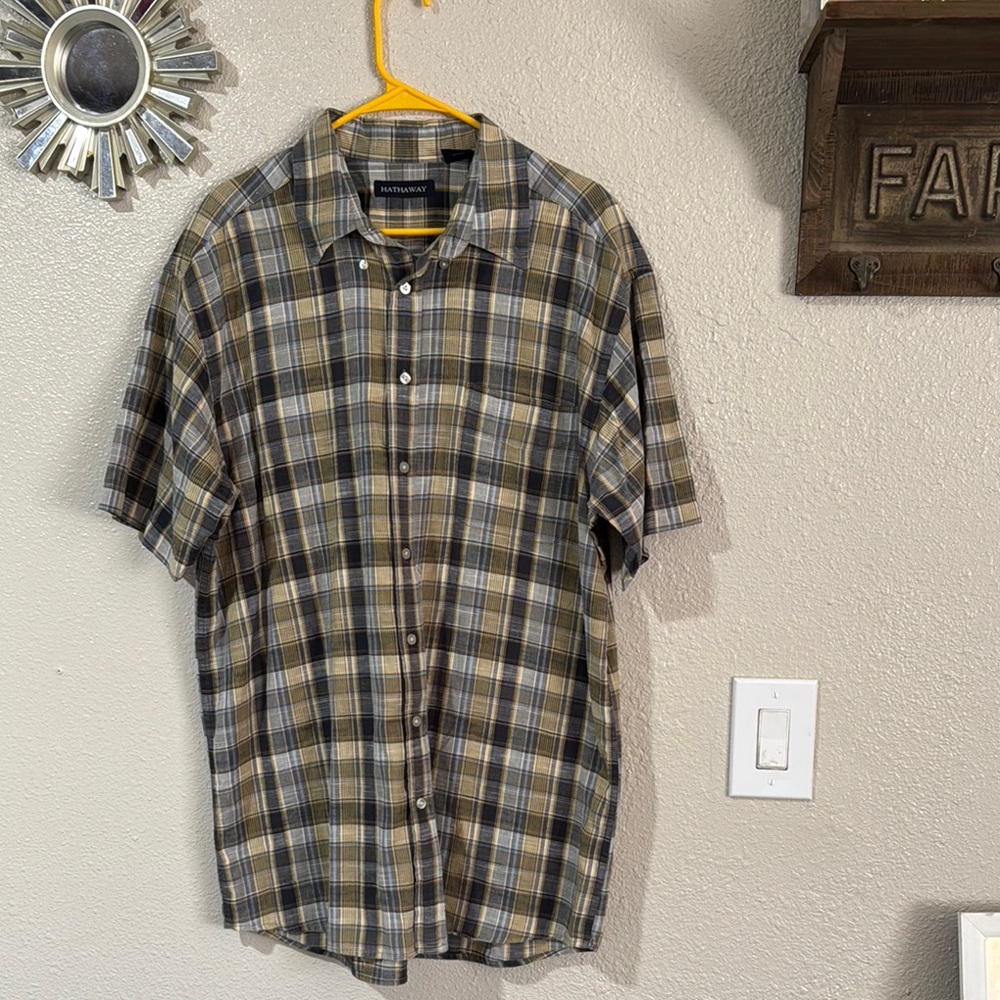 Hathaway black and Gray Casual Button Down Shirt with Plaid Design